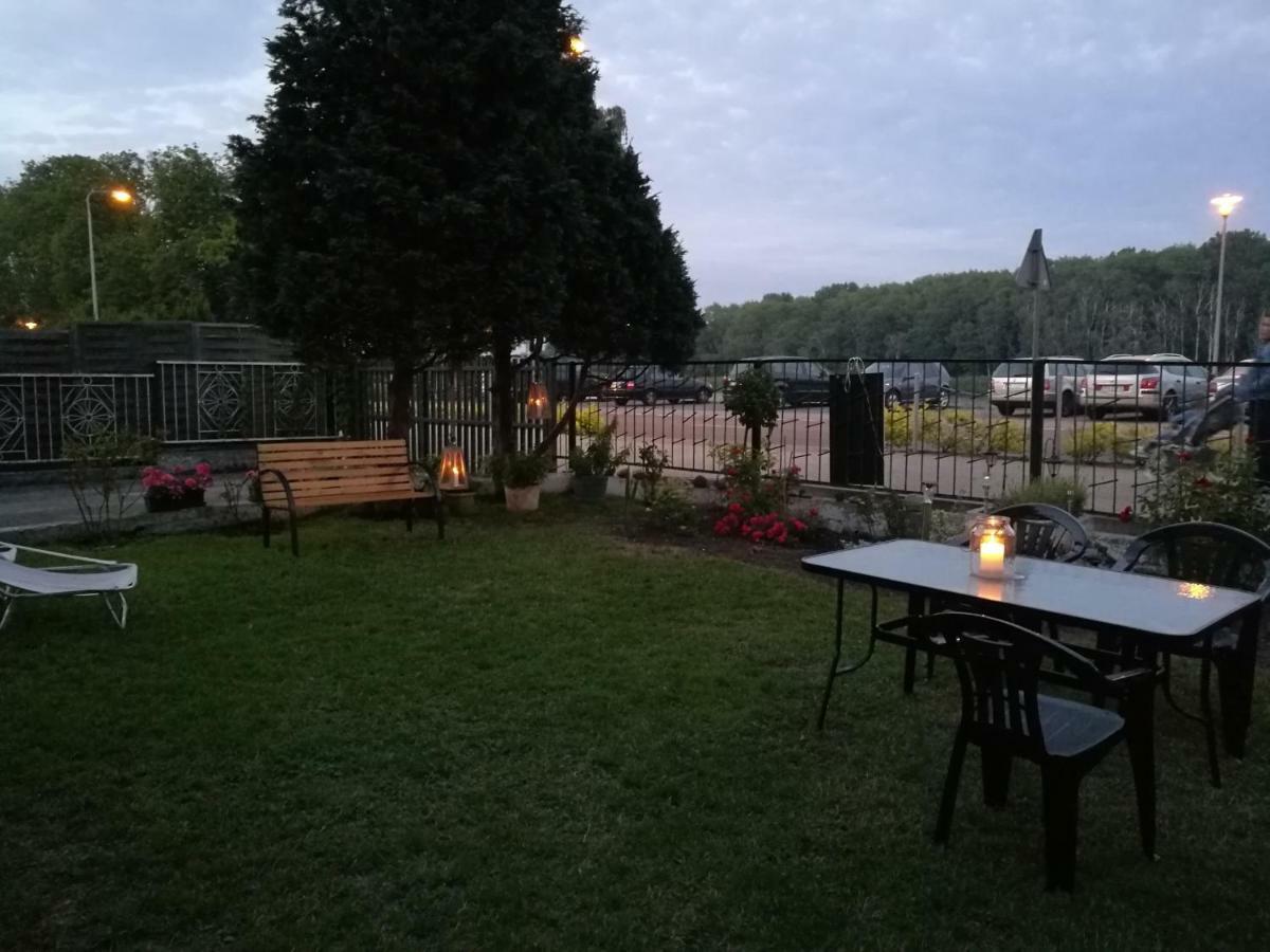 Osrodek Wczasowy Daga Apartment Dziwnow Exterior photo